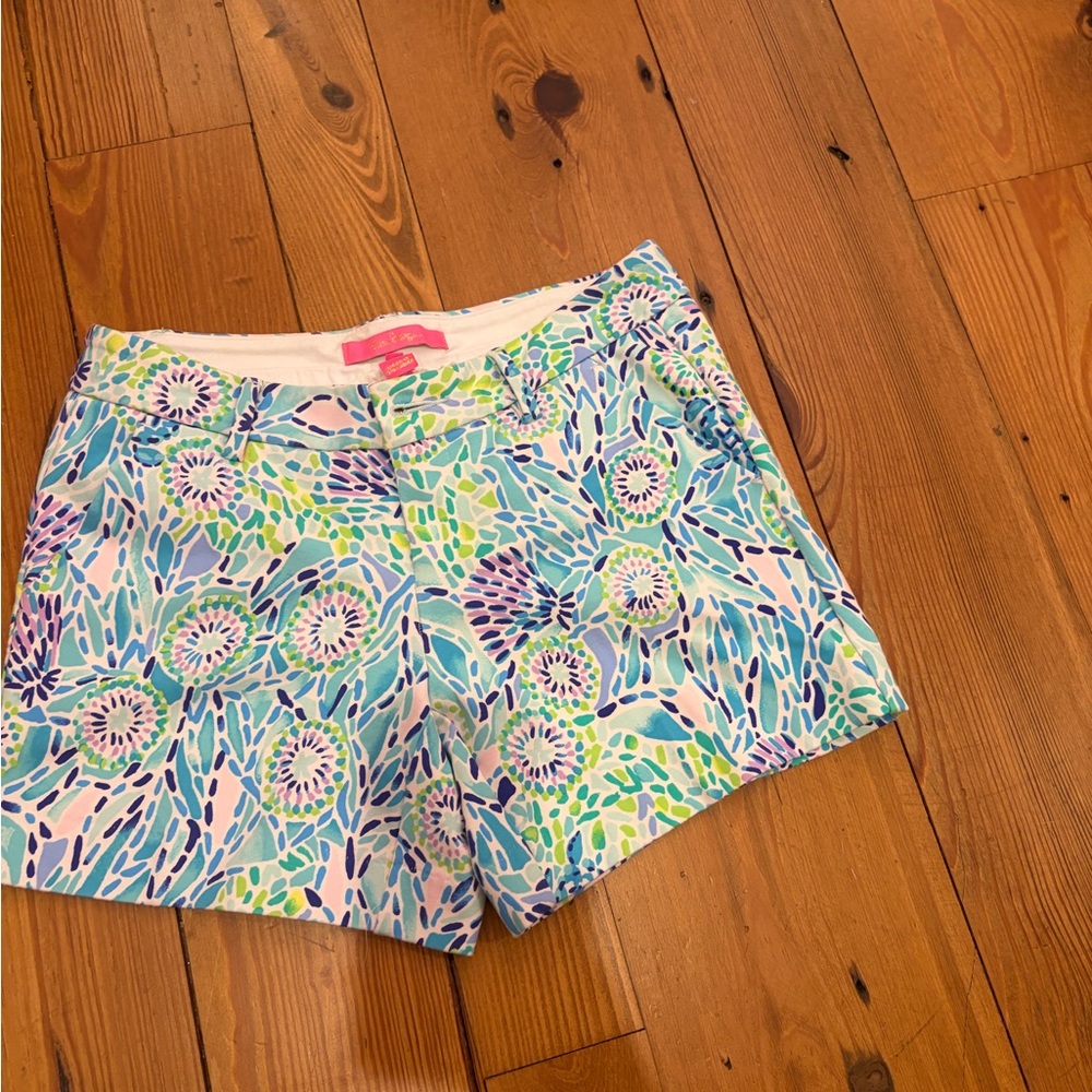 Lilly Pulitzer Blue and Green Floral Women's Shorts